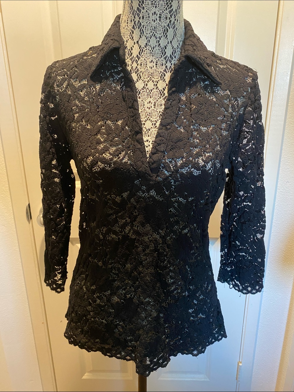 EUC Vintage Cache Lace Top